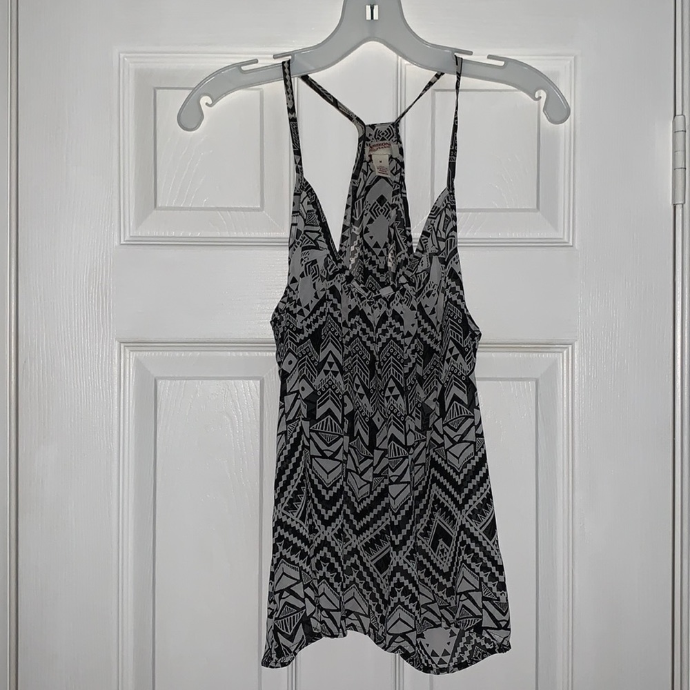 ARIZONA JEAN CO Geometric Print Split Back Tank Top Size Md